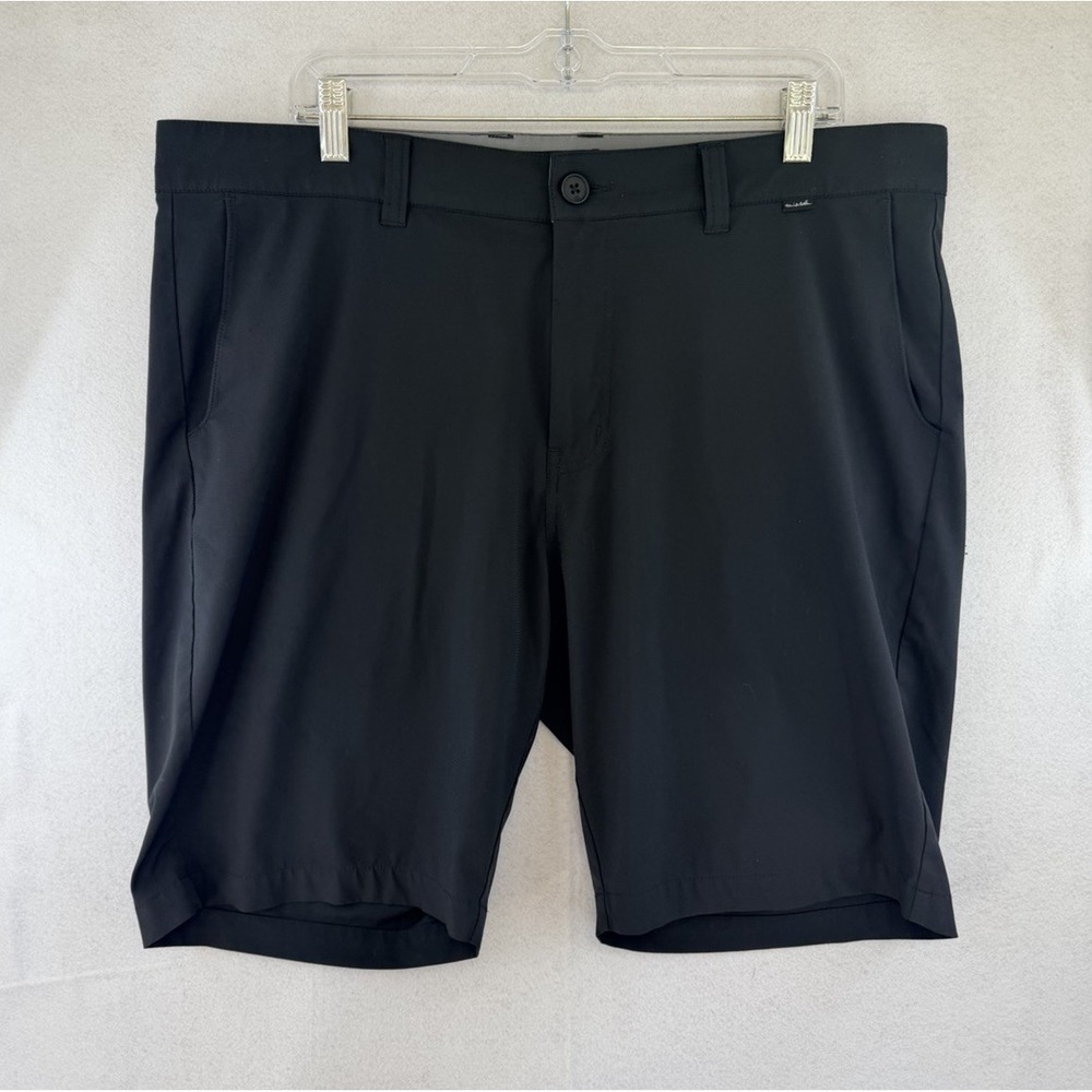 Travis Mathew Men's Black Golf Shorts, Size 38, 9" Inseam